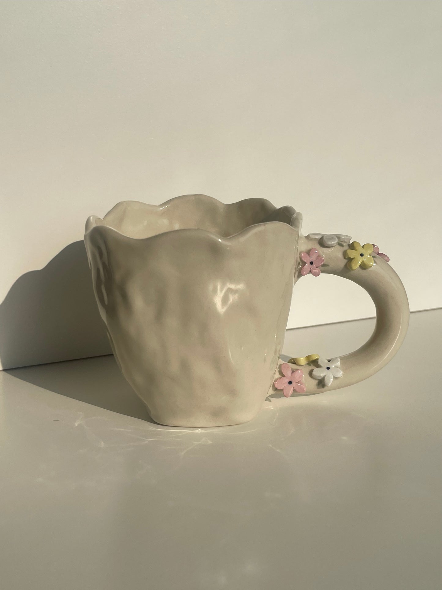 Pinched - Floral Handle