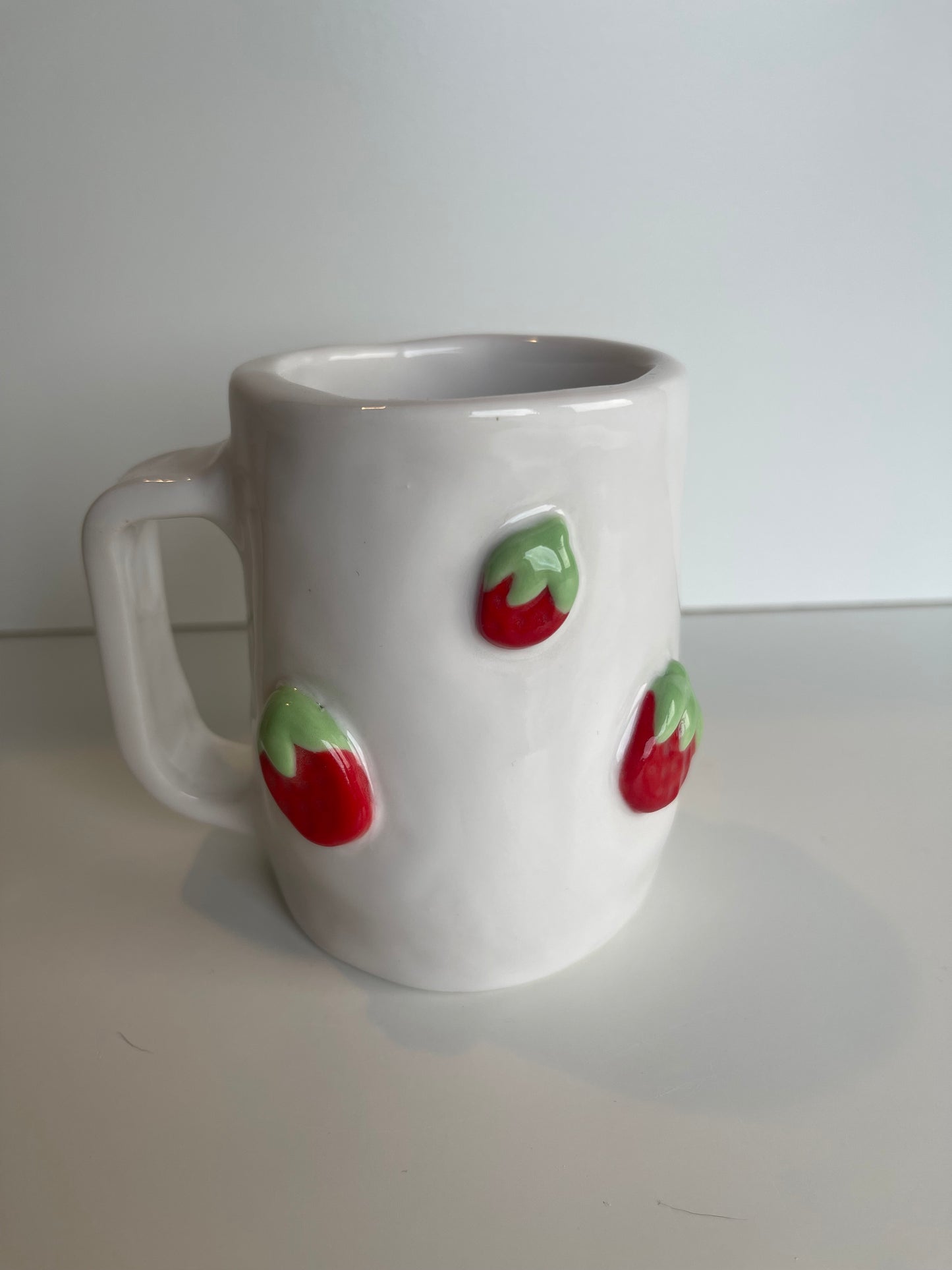 the Strawberry Mug - Mini