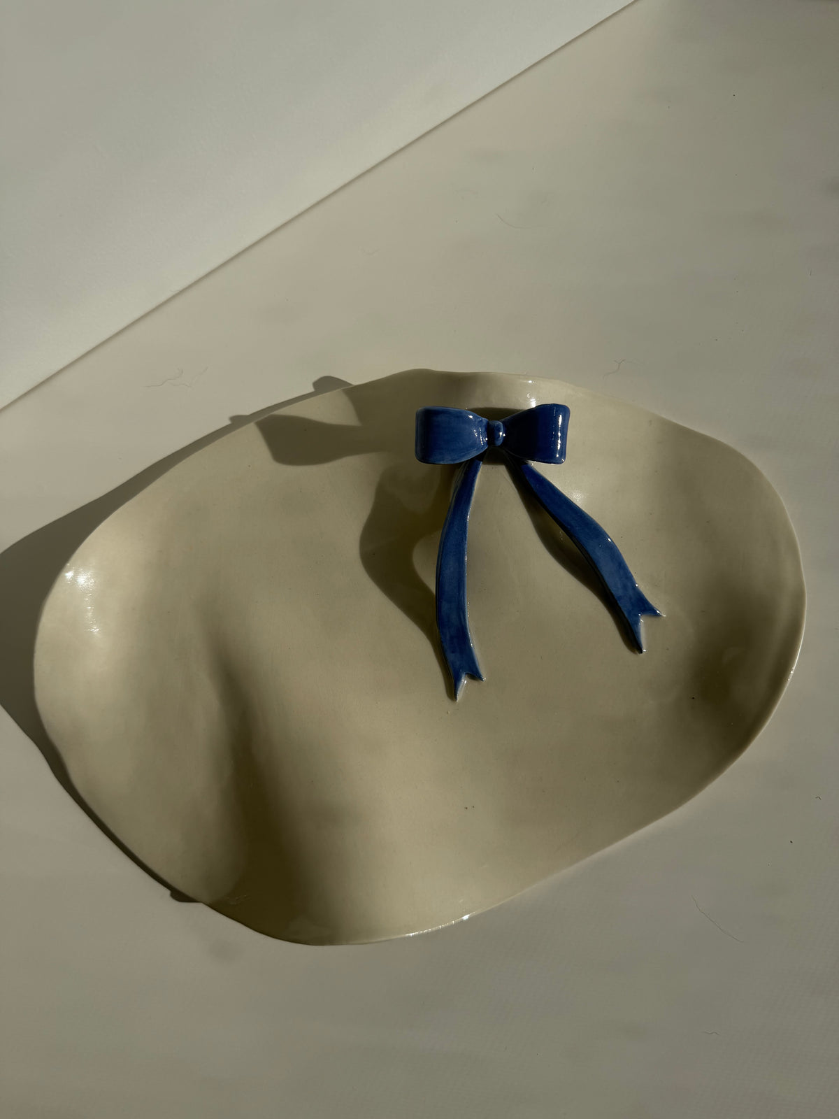 Wave Plate - Blue Bow